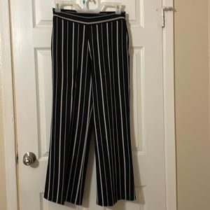 Womens Size Small, Jones Studio, Black and White Striped Dress Pants